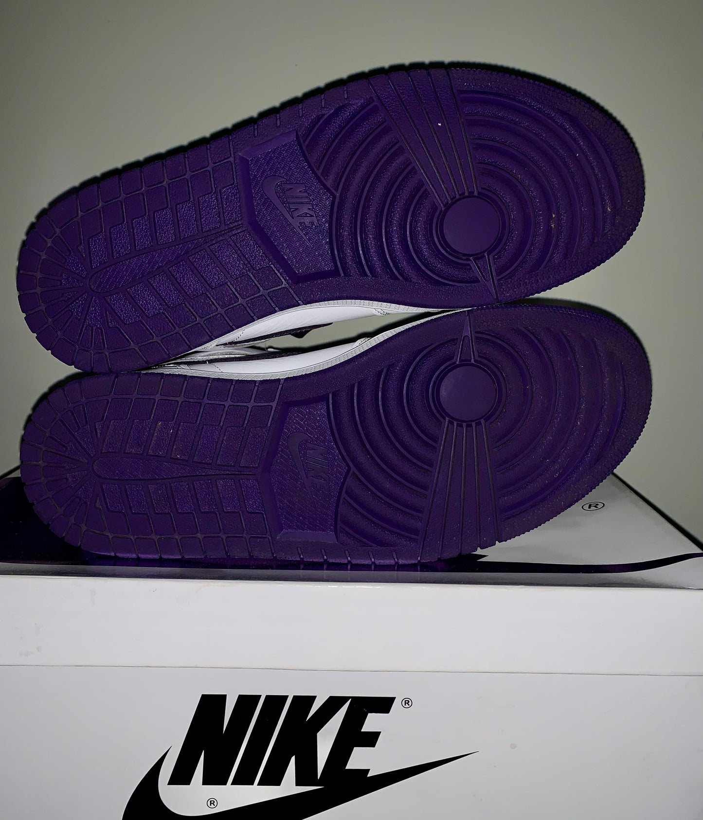 2021 Wmns Air Jordan 1 High OG 'Court Purple' Size 8W